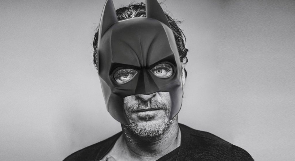 Warner no permitió que Joaquin Phoenix interpretara a Batman