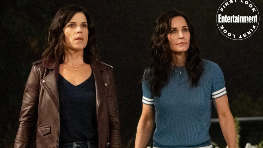 Neve Campbell and Courteney Cox cast Scream 5